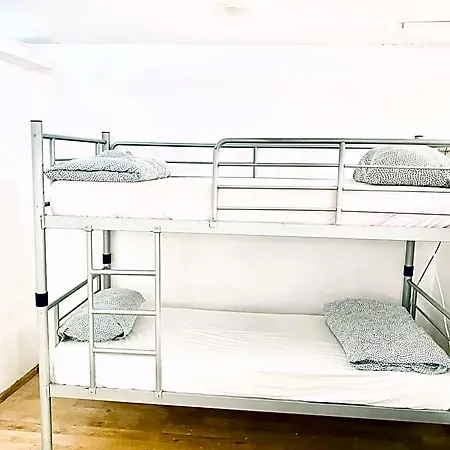 A.G Romana Hostel-2